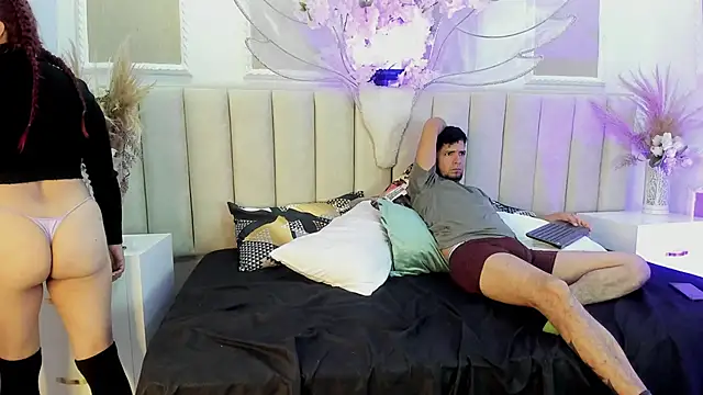 wild loverss online show from 15, 4, 2026