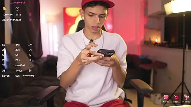 Snapshot of andrew_magicc chatting on 11, 4, 2026 andrew magicc online show from 11, 4, 2026