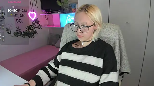 Snapshot of Neko_Sora chatting on 16, 5, 2026 Neko Sora online show from 16, 5, 2026