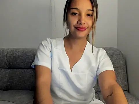 Snapshot of Miss_Taniac chatting on 6, 5, 2026 Miss Taniac online show from 6, 5, 2026