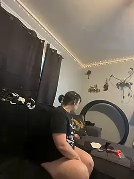 AmalaHexx online show from 14, 4, 2026