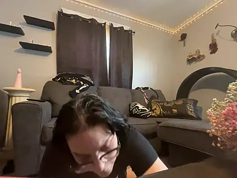 AmalaHexx online show from 15, 4, 2026