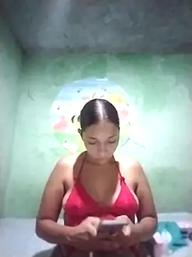 Snapshot of YuliBrayan chatting on 2, 6, 2026 YuliBrayan online show from 2, 6, 2026