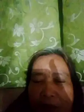 Snapshot of jeanyummytits chatting on 7, 5, 2026 jeanyummytits online show from 7, 5, 2026