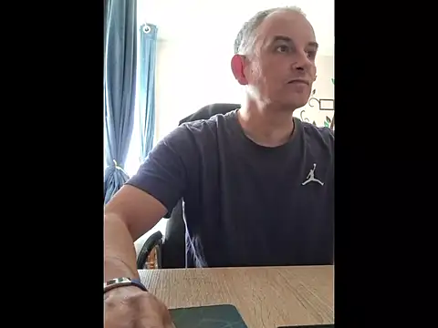 Snapshot of Piotr481 chatting on 25, 7, 2026 Piotr481 online show from 25, 7, 2026