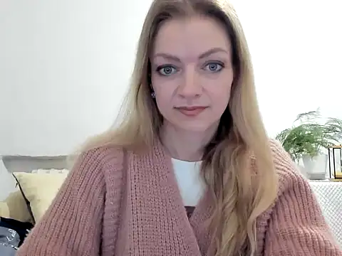 Snapshot of Severina7 chatting on 2, 5, 2026 Severina7 online show from 2, 5, 2026