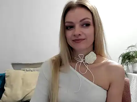 Snapshot of Severina7 chatting on 16, 5, 2026 Severina7 online show from 16, 5, 2026