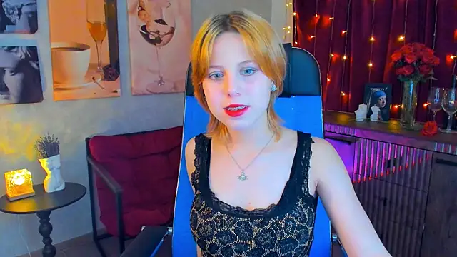 VivienneHebert online show from 30, 4, 2026