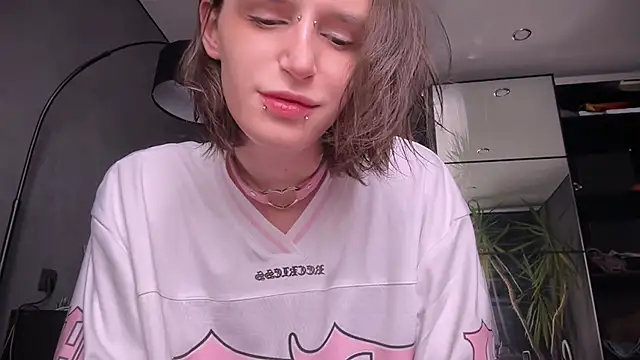 Niky Long online show from 6, 7, 2026