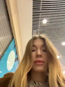 Snapshot of Risky_Mia69 chatting on 16, 4, 2026 Risky Mia69 online show from 16, 4, 2026