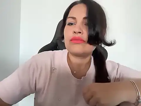 Snapshot of SeleneVane chatting on 18, 7, 2026 SeleneVane online show from 18, 7, 2026