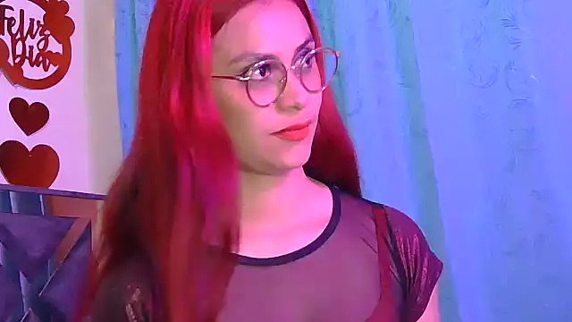 Snapshot of tinny_emiily chatting on 11, 6, 2026 tinny emiily online show from 11, 6, 2026