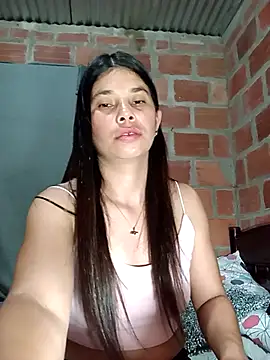 Snapshot of Sexy-Violet-20 chatting on 6, 5, 2026 Sexy-Violet-20 online show from 6, 5, 2026