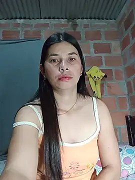 Snapshot of Sexy-Violet-20 chatting on 21, 5, 2026 Sexy-Violet-20 online show from 21, 5, 2026