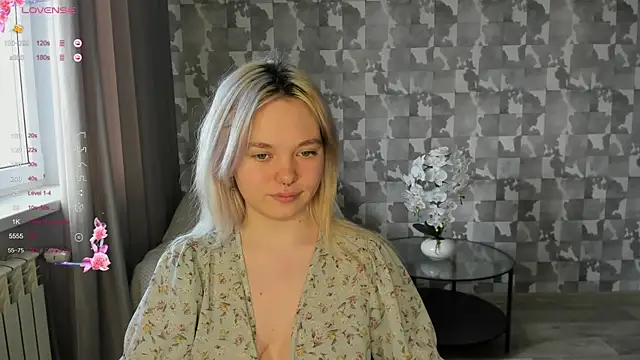 Anna Delon online show from 23, 4, 2026