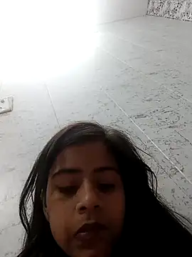 Alisha Queen55 online show from 4, 5, 2026
