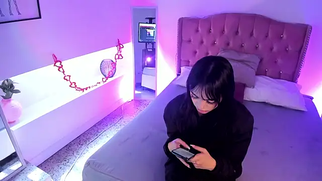 Snapshot of Antonella_Bratzz4 chatting on 28, 4, 2026 Antonella Bratzz4 online show from 28, 4, 2026