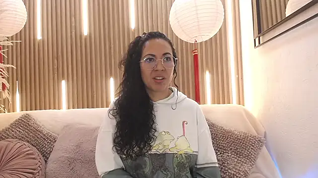 Velvet Curly online show from 27, 6, 2026