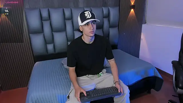 Snapshot of mohamed_malik chatting on 16, 5, 2026 mohamed malik online show from 16, 5, 2026