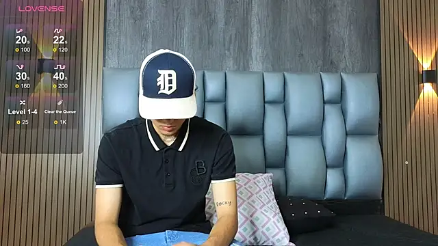 Snapshot of mohamed_malik chatting on 3, 6, 2026 mohamed malik online show from 3, 6, 2026