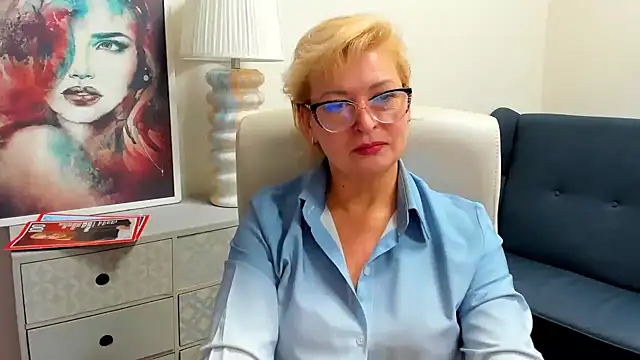 Snapshot of luna_xfantasy chatting on 15, 4, 2026 luna xfantasy online show from 15, 4, 2026