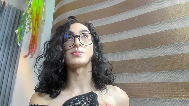 Snapshot of Shammy_rosse chatting on 14, 6, 2026 Shammy rosse online show from 14, 6, 2026