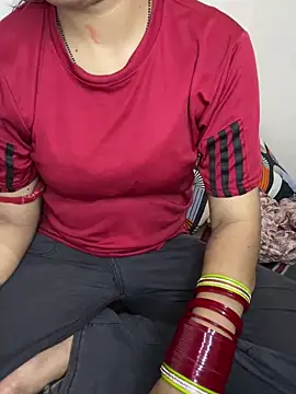 Snapshot of Cute_maari chatting on 25, 4, 2026 Cute maari online show from 25, 4, 2026
