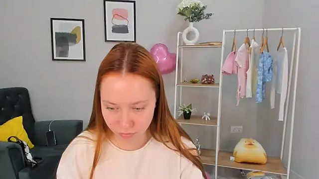 Snapshot of Ruth_Pancer chatting on 15, 4, 2026 Ruth Pancer online show from 15, 4, 2026