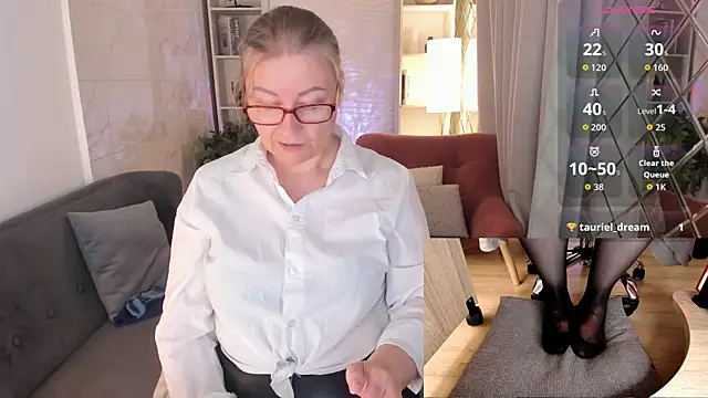 Snapshot of Alexandra_Kind chatting on 14, 7, 2026 Alexandra Kind online show from 14, 7, 2026