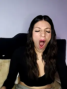 Snapshot of tina_sussy chatting on 1, 7, 2026 tina sussy online show from 1, 7, 2026
