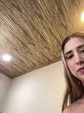 Snapshot of LiaSantanna chatting on 20, 5, 2026 LiaSantanna online show from 20, 5, 2026