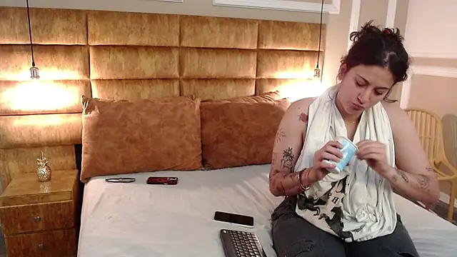 liaxxrose online show from 22, 4, 2026