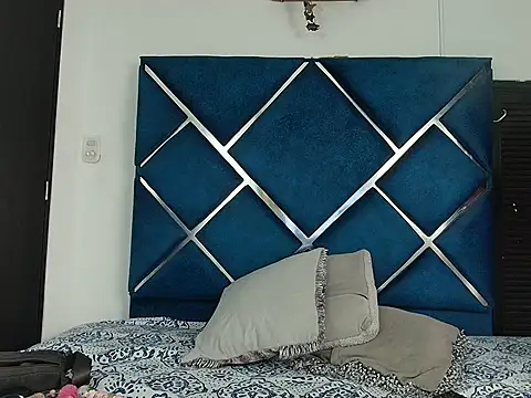 Snapshot of EdwinBoys chatting on 16, 4, 2026 EdwinBoys online show from 16, 4, 2026