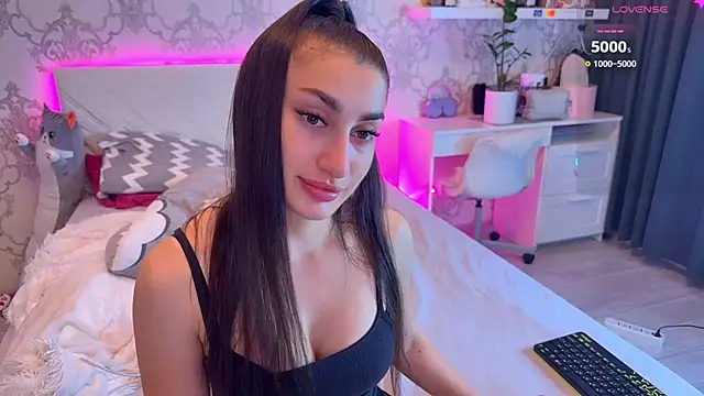 MyNaomi online show from 8, 7, 2026