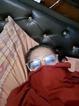 Shalini3456 online show from 19, 4, 2026