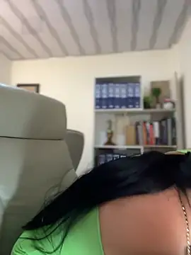 Sara fun online show from 12, 3, 2025