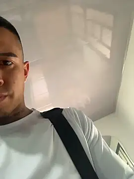 willclayy online show from 30, 5, 2026