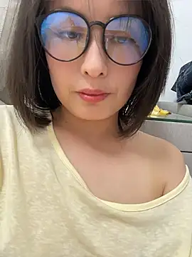Snapshot of Faye-baby chatting on 10, 6, 2026 Faye-baby online show from 10, 6, 2026