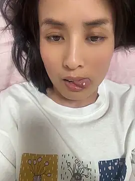 Snapshot of Faye-baby chatting on 17, 6, 2026 Faye-baby online show from 17, 6, 2026