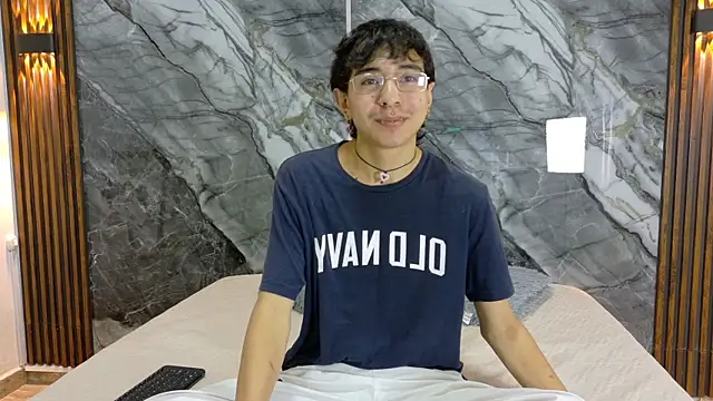 NoahWalker   online show from 4, 5, 2026