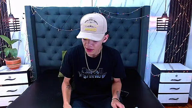 Snapshot of Daniel_Guty chatting on 29, 4, 2026 Daniel Guty online show from 29, 4, 2026