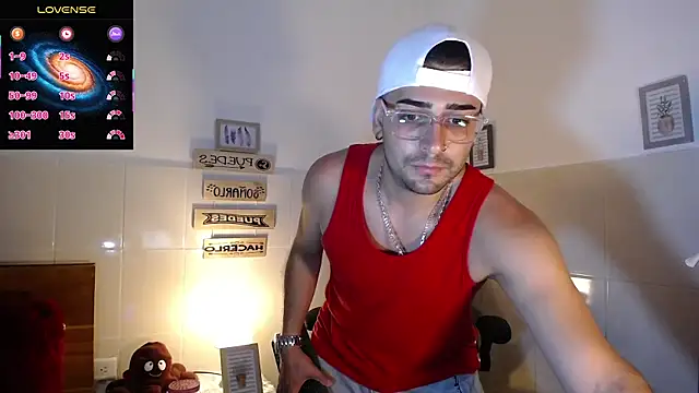 Snapshot of andders_ chatting on 28, 4, 2026 andders online show from 28, 4, 2026
