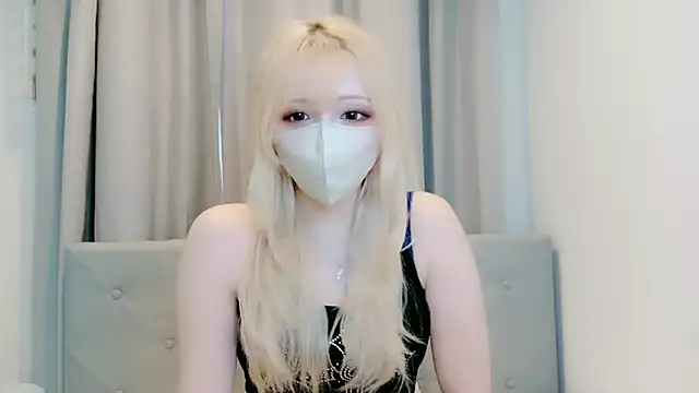 Snapshot of mimi__k chatting on 1, 5, 2026 mimi k online show from 1, 5, 2026