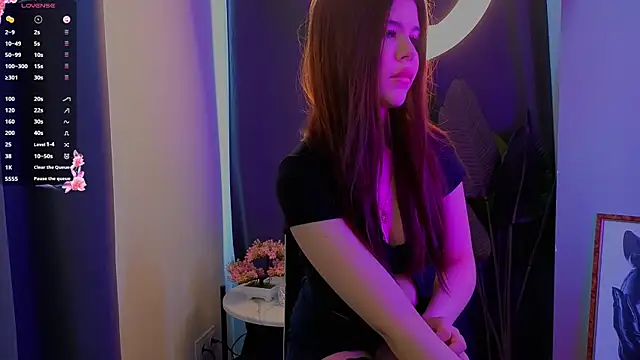 SimonneLacross online show from 18, 4, 2026