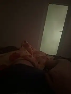 Snapshot of Loryn29 chatting on 16, 4, 2026 Loryn29 online show from 16, 4, 2026