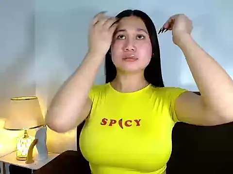 Snapshot of CumdesireIyahx chatting on 29, 4, 2026 CumdesireIyahx online show from 29, 4, 2026