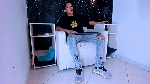 Snapshot of Lian_Jacob chatting on 3, 6, 2026 Lian Jacob online show from 3, 6, 2026
