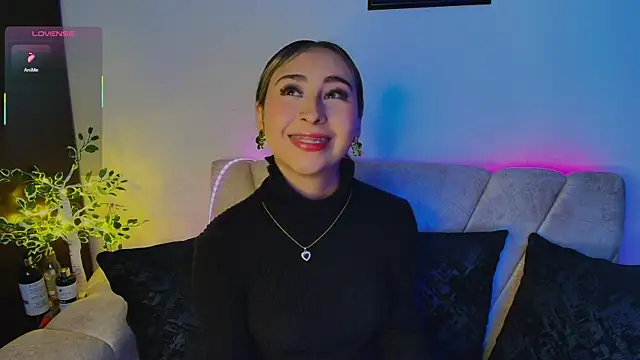 Cloe martinezz  online show from 8, 5, 2026