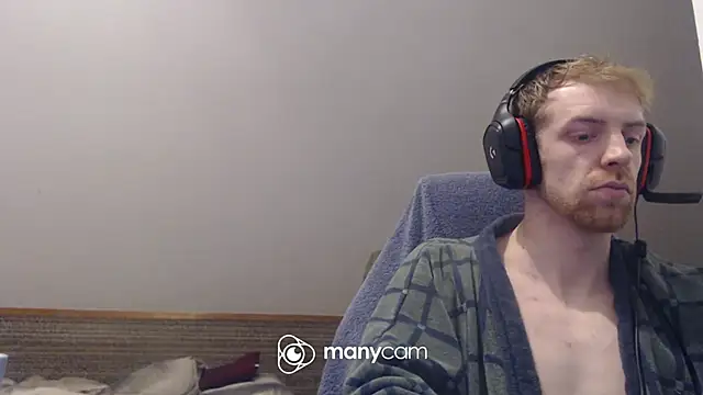 Snapshot of Milkyman7 chatting on 30, 11, 2025 Milkyman7 online show from 30, 11, 2025