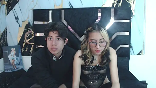 mrandmrsvixencs online show from 23, 5, 2026